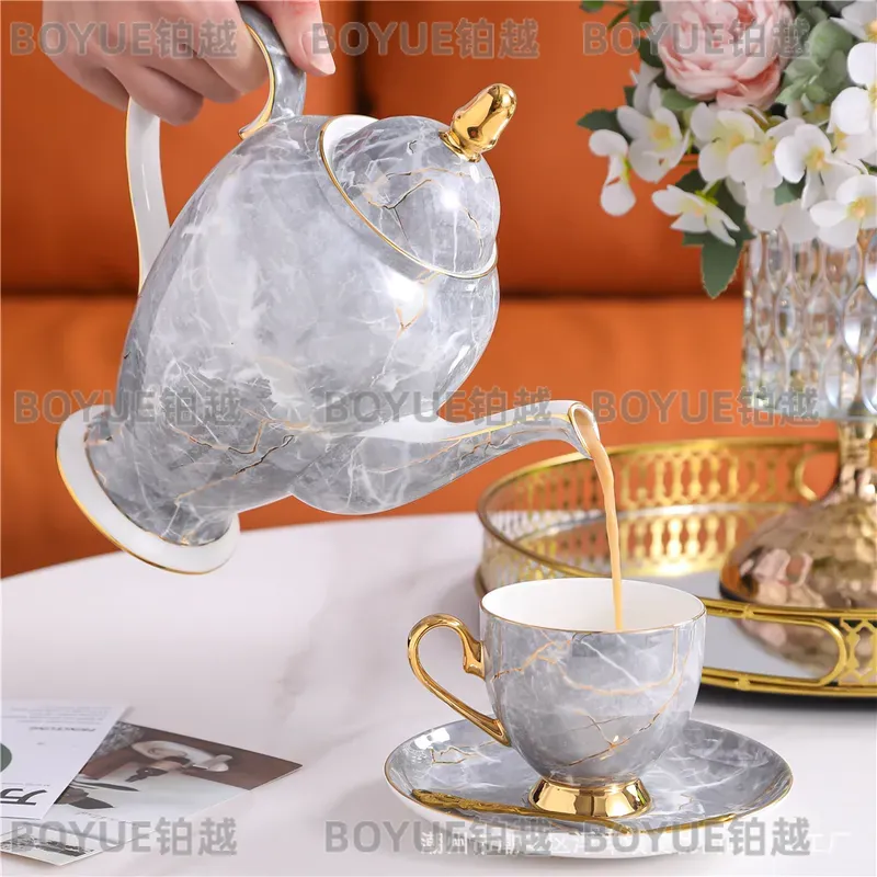 Service à café et soucoupe en  - Luxury Gift Set avis et prix